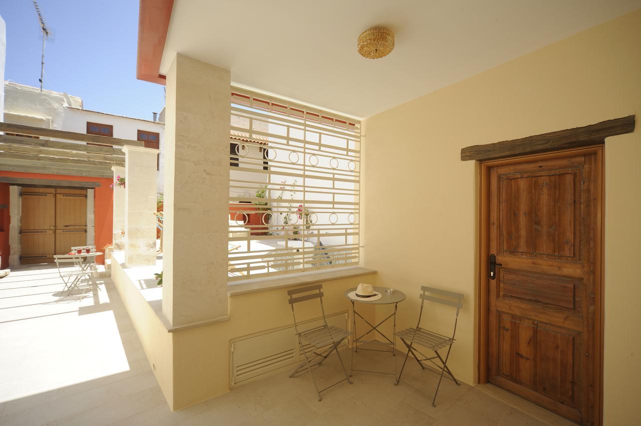 Veranda Rossa Suites Rethymno  Bagian luar foto