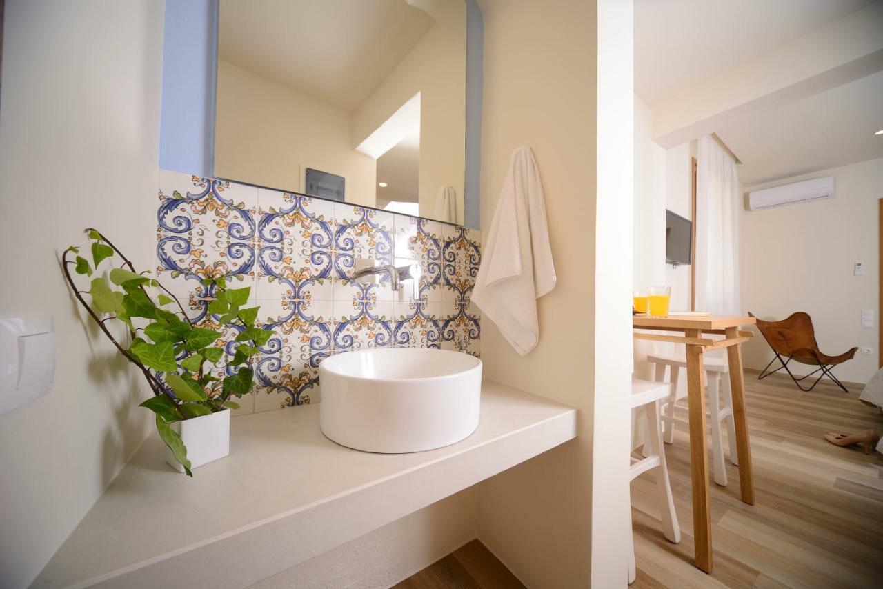 Veranda Rossa Suites Rethymno  Bagian luar foto