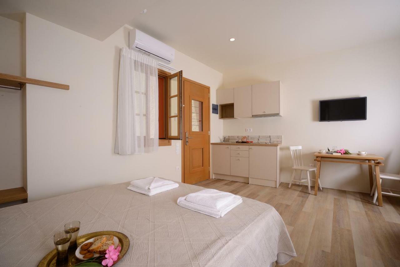 Veranda Rossa Suites Rethymno  Bagian luar foto